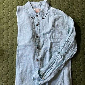 Casual long sleeve shirt